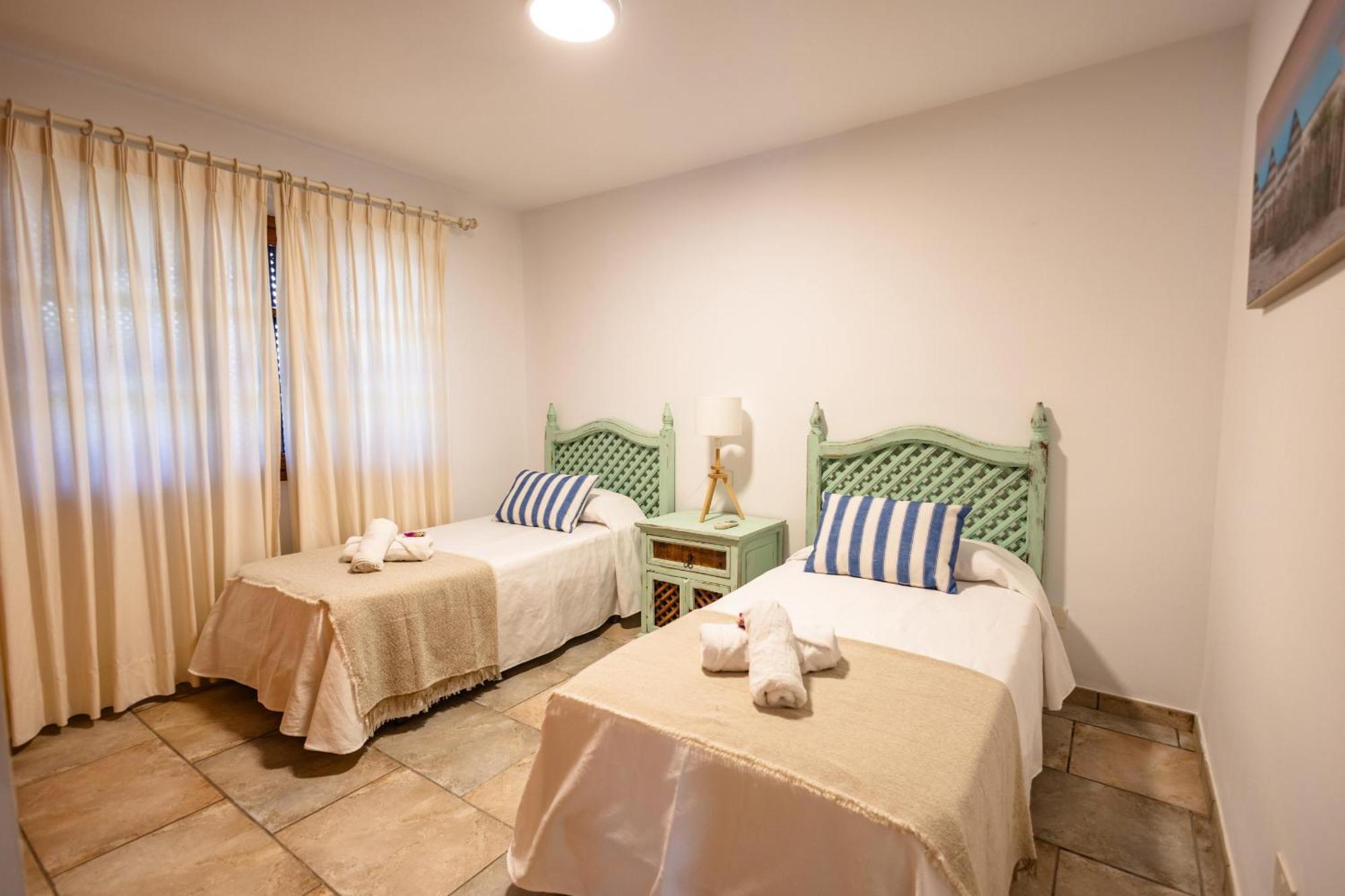 Oasis Holycan - By Gestion Vacacional Canarias San Bartolomé Ngoại thất bức ảnh
