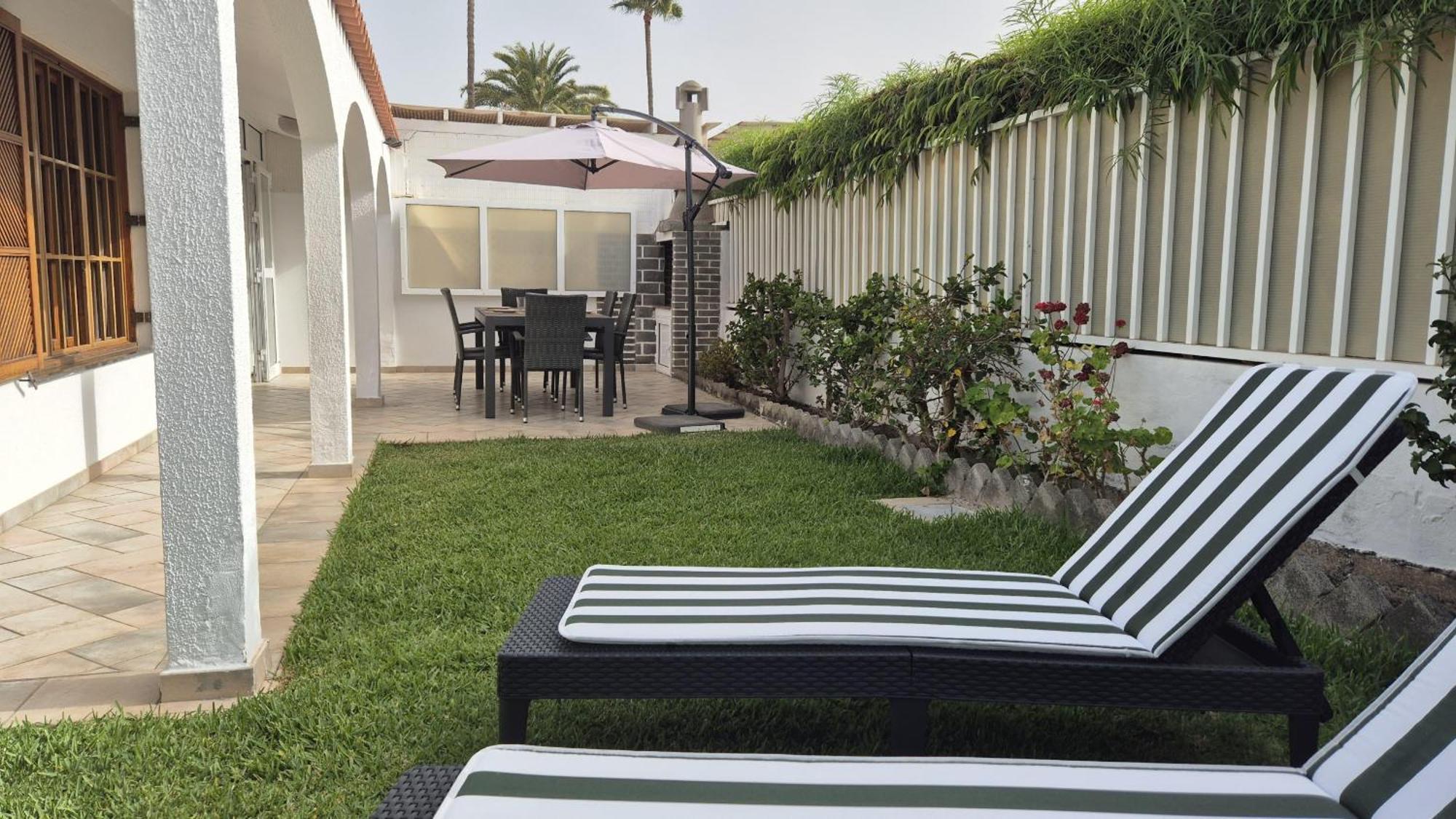 Oasis Holycan - By Gestion Vacacional Canarias San Bartolomé Ngoại thất bức ảnh