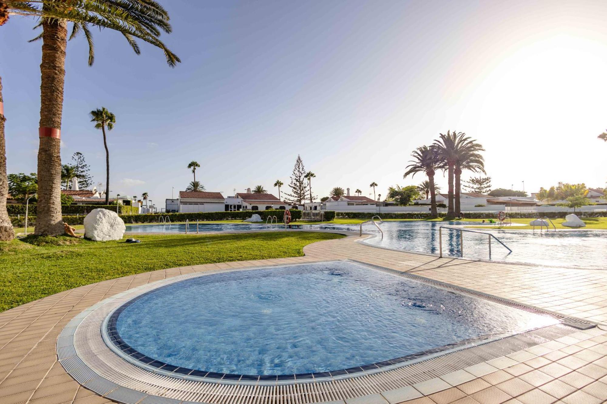 Oasis Holycan - By Gestion Vacacional Canarias San Bartolomé Ngoại thất bức ảnh