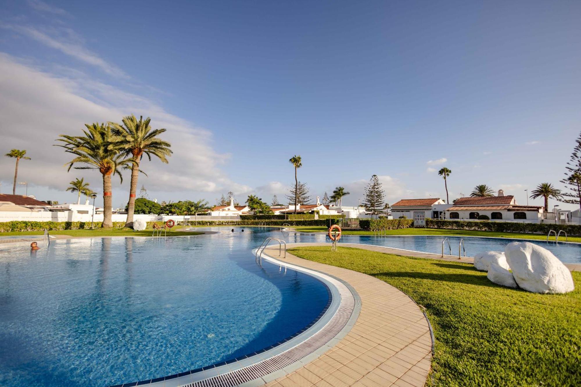 Oasis Holycan - By Gestion Vacacional Canarias San Bartolomé Ngoại thất bức ảnh